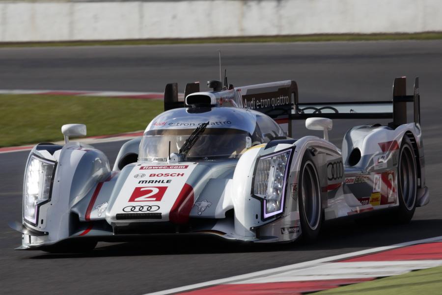  Audi R18 e-Tron Quattro 2012 года  (фото 8 из 42)